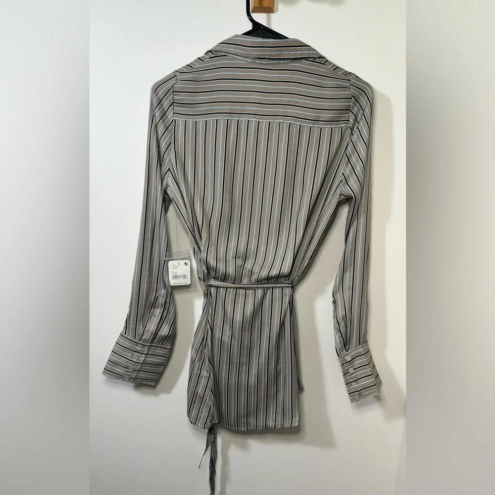Free People Arlo Wrap Top NWT - Picture 7 of 12